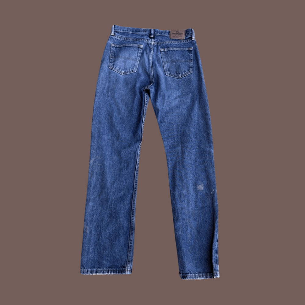 Wrangler Relaxed Fit Jeans | Medium Wash | Size 32x34 | Vintage - Picture 2 of 5